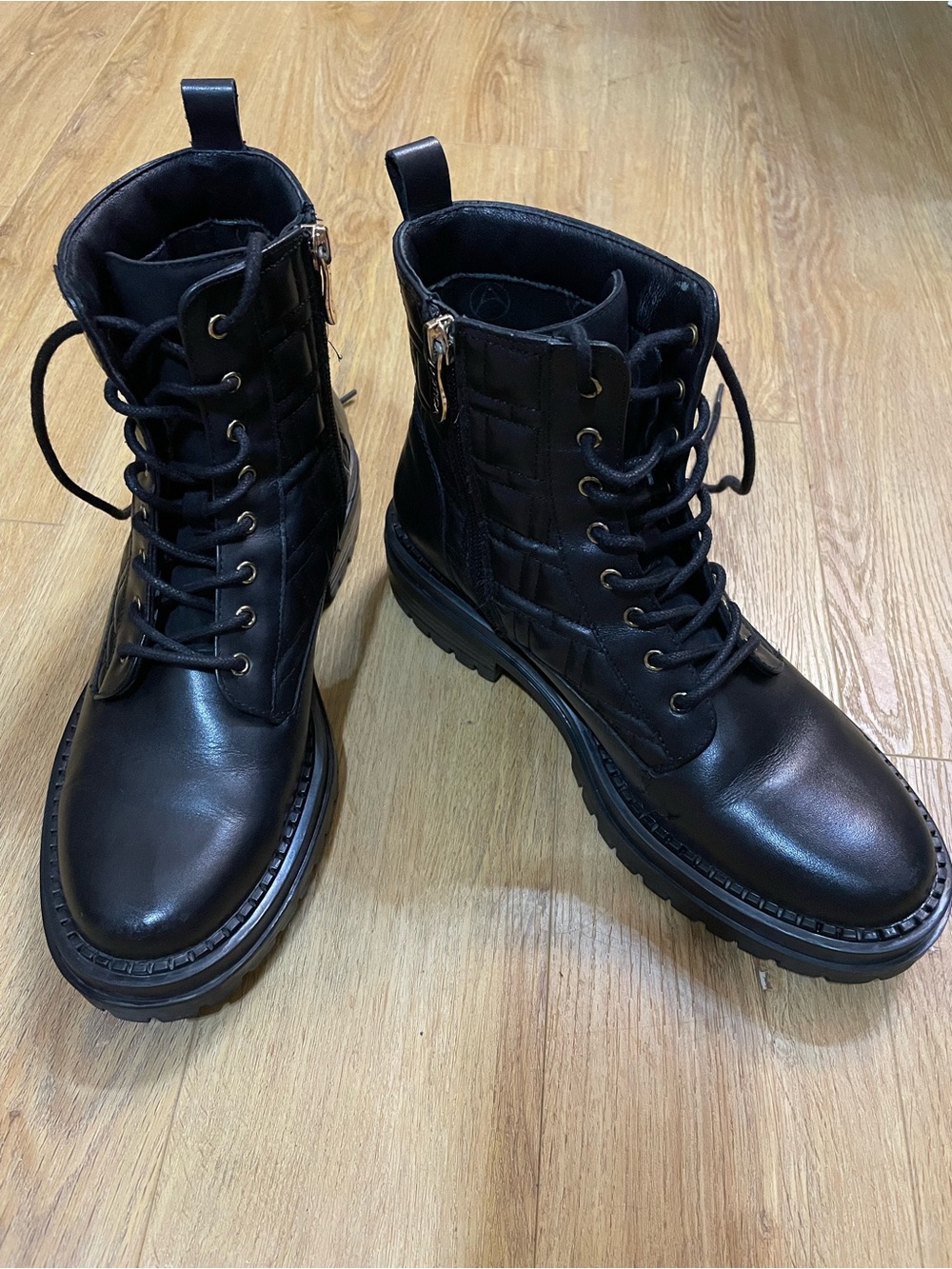 Black Combat Boots for women - Lace-Up Zip Ankle Boot